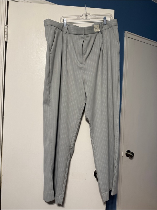 Abercrombie & Fitch Pants - Abercrombie & Fitch Light Gray Pinstripe Women's Dress Pants